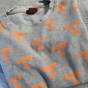 LADIES RED OAK SIZE SMALL TN VOLS THERMAL TYPE LS SHIRT EUC FOOTBALL SPORTS